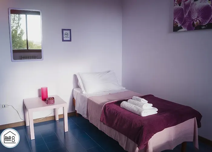 Interno 8 Acomodação com café da manhã  4*